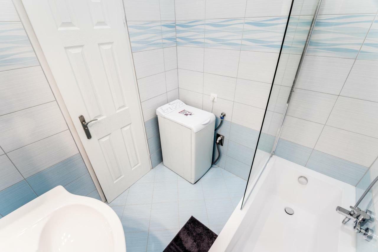 Bpr Turquoise Simplicity Apartment Budapest Eksteriør billede