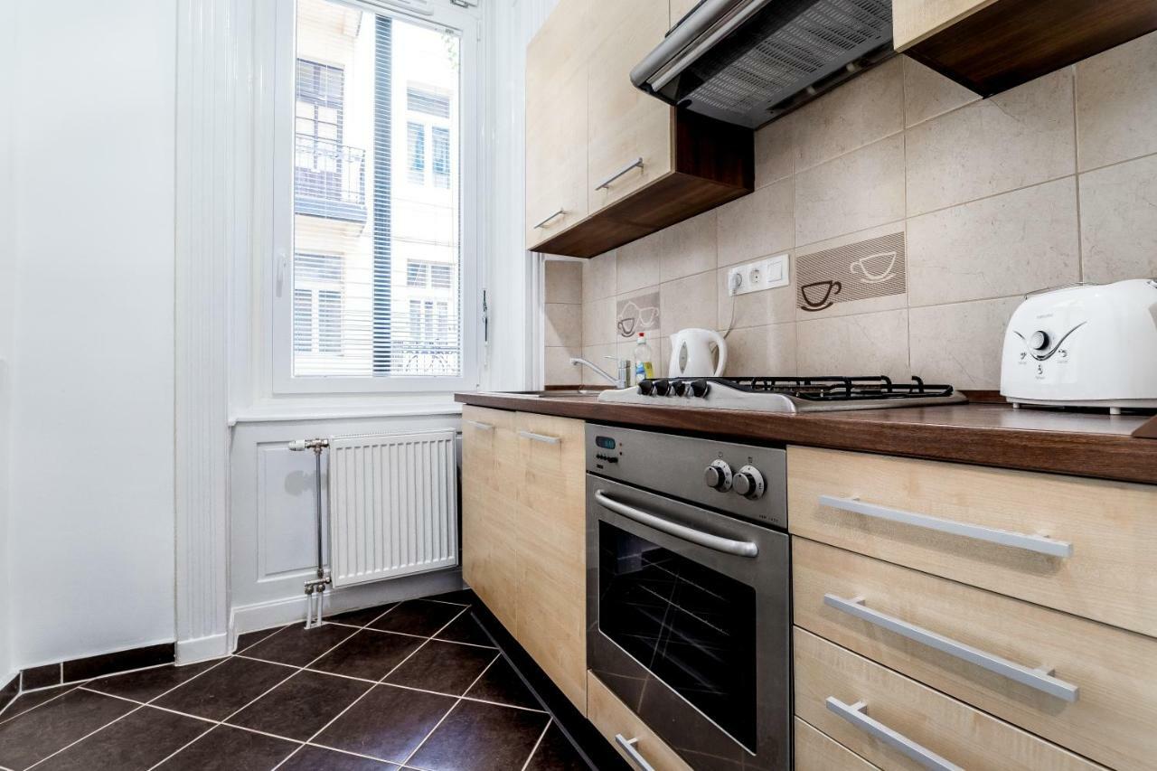 Bpr Turquoise Simplicity Apartment Budapest Eksteriør billede