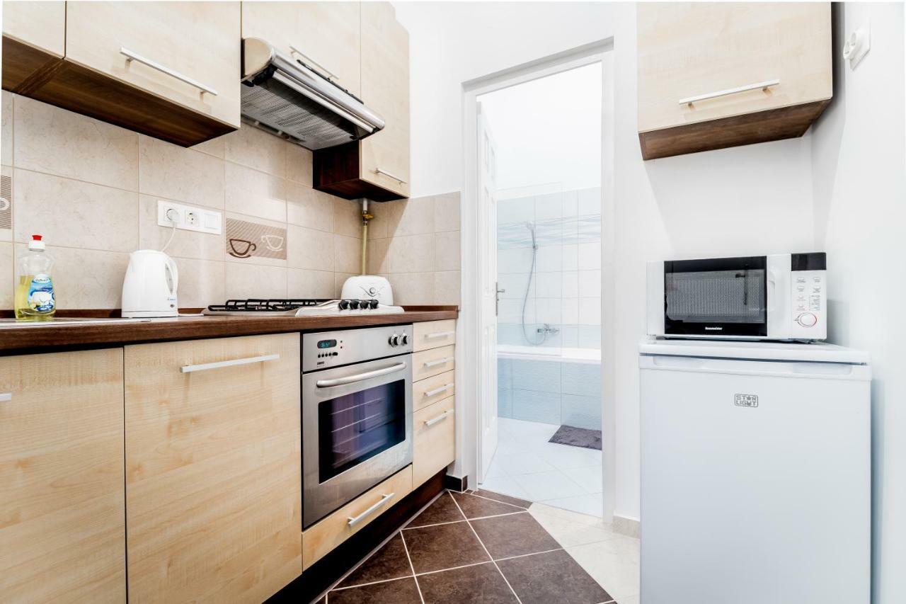 Bpr Turquoise Simplicity Apartment Budapest Eksteriør billede